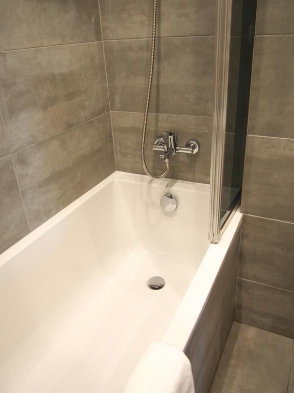 Royal Way Snug - Old Town Apartment วอร์ซอ ภายนอก รูปภาพ