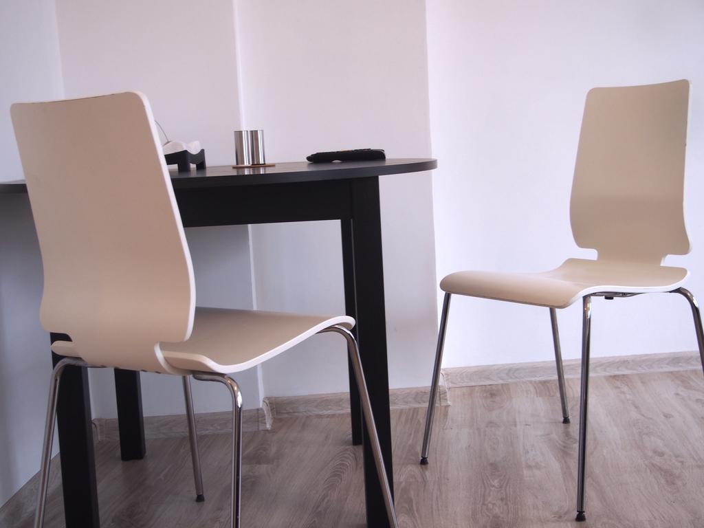 Royal Way Snug - Old Town Apartment วอร์ซอ ภายนอก รูปภาพ
